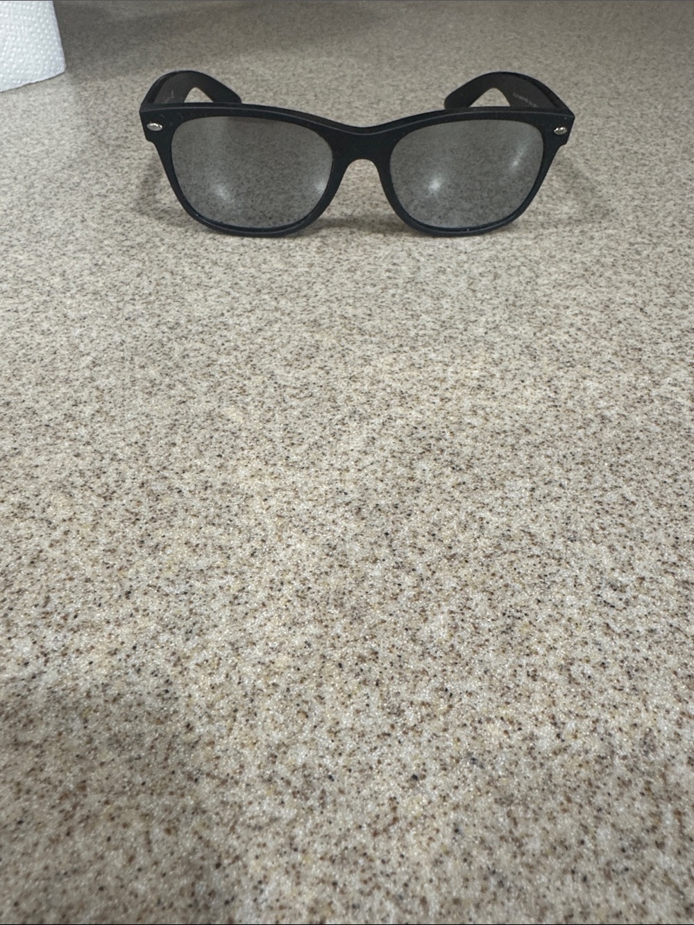 Raybans Classic Black Men's Sunglasses - Timeless Polarized Style
